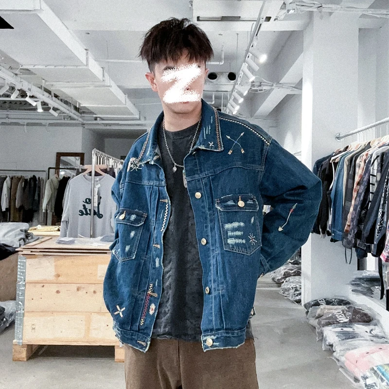 Американский индийский ретро-элемент гробры, готовая к ношению джинсовая куртка с вышивкой, мужское весенне-осеннее пальто, топ
Американский индийский ретро-элемент гробры, готовая к ношению джинсовая куртка с вышивкой, мужское весенне-осеннее пальто, топ