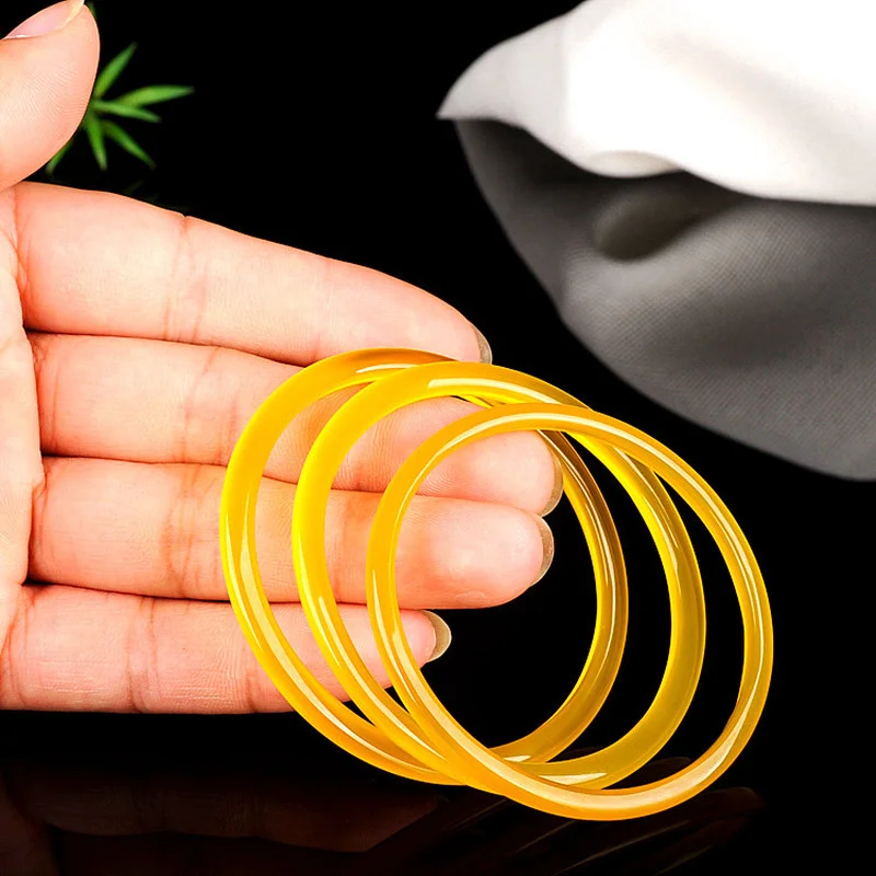 Natural Yellow Chalcedony Hand-carved Thin Round Bracelet Fashion Boutique Jewelry Female Yellow Agate Beauty Bracelet
Natural Yellow Chalcedony Hand-carved Thin Round Bracelet Fashion Boutique Jewelry Female Yellow Agate Beauty Bracelet
