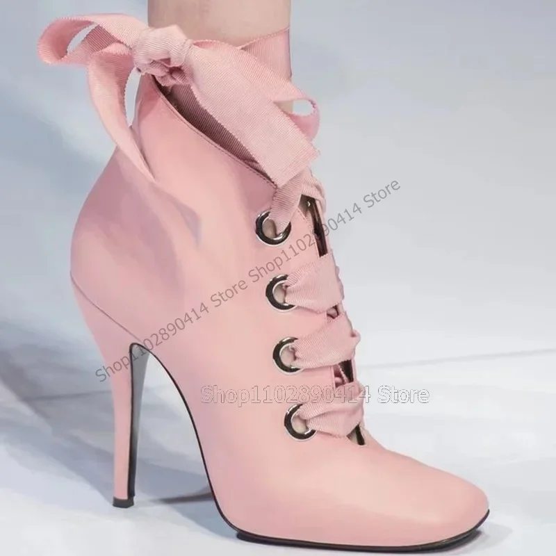 Pink Sequins Strappy Square Toe Ankle Boots Side Zipper Women Shoes Thin High Heels Novel Party Runway 2025 Zapatos Para Mujere
Pink Sequins Strappy Square Toe Ankle Boots Side Zipper Women Shoes Thin High Heels Novel Party Runway 2025 Zapatos Para Mujere