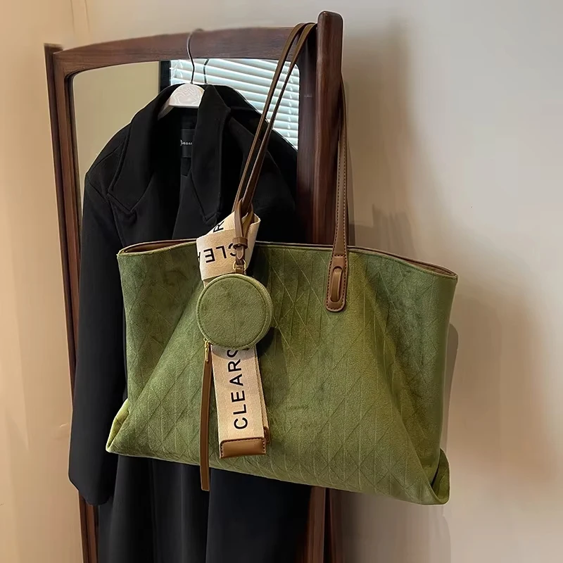 Simple Big Shoulder Bags Women Fashion Luxury Large Capacity Commuting Tote Bag 2025 New Korean Casual Trend Handbags And Purses
Simple Big Shoulder Bags Women Fashion Luxury Large Capacity Commuting Tote Bag 2025 New Korean Casual Trend Handbags And Purses