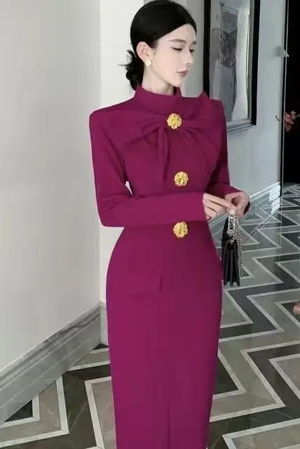 Spring Autumn Light Luxury Style Bow Stand Collar Long-sleeved Dresses Women's High-end Waist Slim Temperament Wrapped Hip Dress
Spring Autumn Light Luxury Style Bow Stand Collar Long-sleeved Dresses Women's High-end Waist Slim Temperament Wrapped Hip Dress