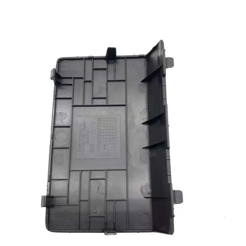 Rear Bumper Trailer Cover to 21-23 GWM Haval TANK 300 Towing Hole Cover
Rear Bumper Trailer Cover to 21-23 GWM Haval TANK 300 Towing Hole Cover