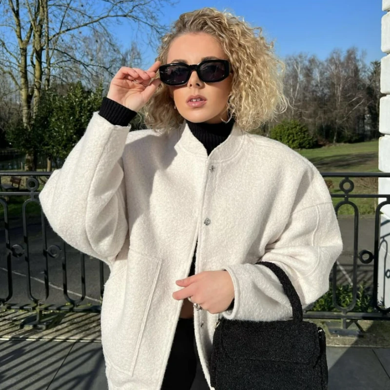 Cross Border Women's Clothing 2026 Autumn New Simple Fashionable Stand Up Collar Pocket Decoration Solid Color Cardigan Jacket
Cross Border Women's Clothing 2026 Autumn New Simple Fashionable Stand Up Collar Pocket Decoration Solid Color Cardigan Jacket