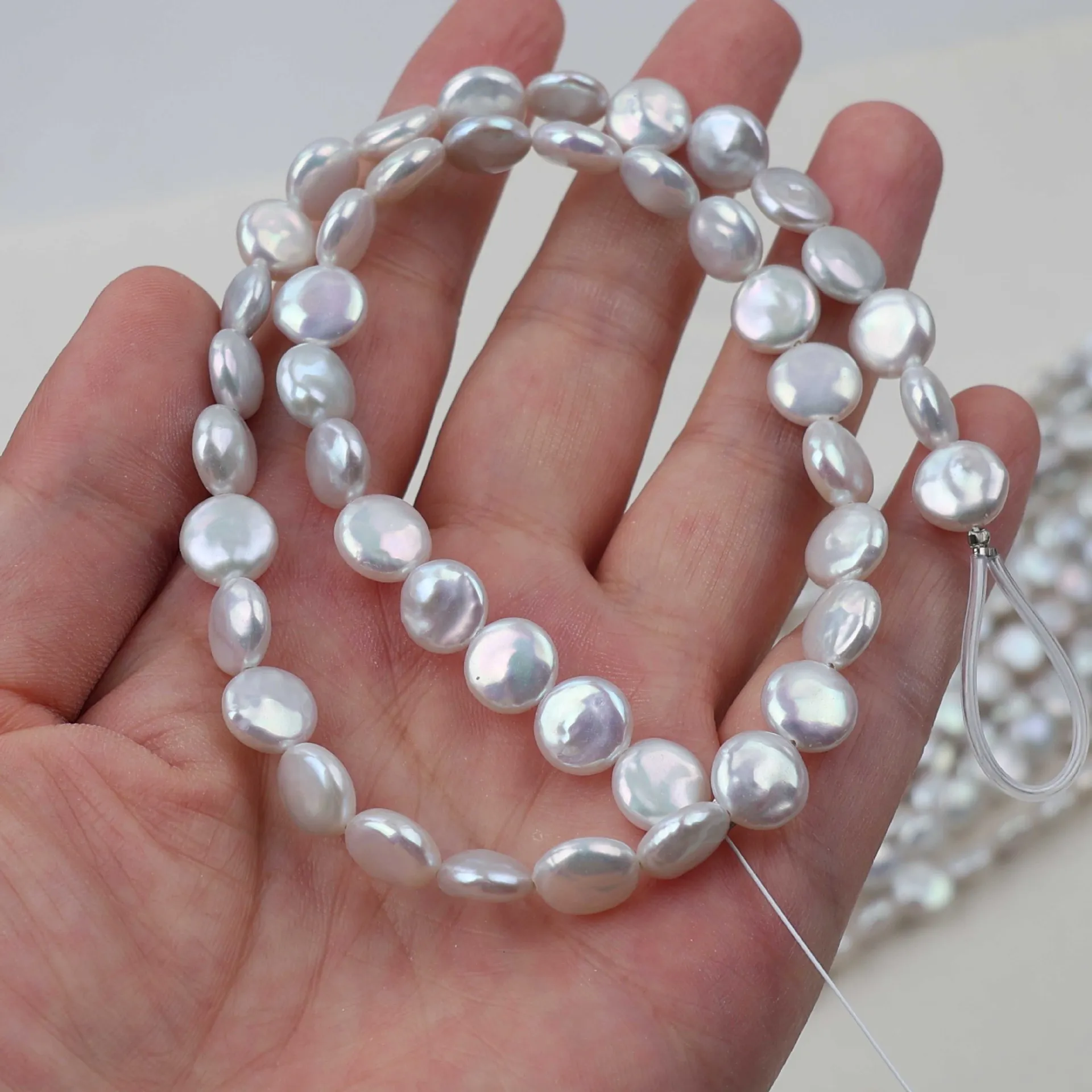 Irregular 8-9mm Mini Flat Button Freshwater Pearl Beads Baroque Loose Pearls 43Pcs 1 Strand For Handcraft DIY Jewelry Making
Irregular 8-9mm Mini Flat Button Freshwater Pearl Beads Baroque Loose Pearls 43Pcs 1 Strand For Handcraft DIY Jewelry Making