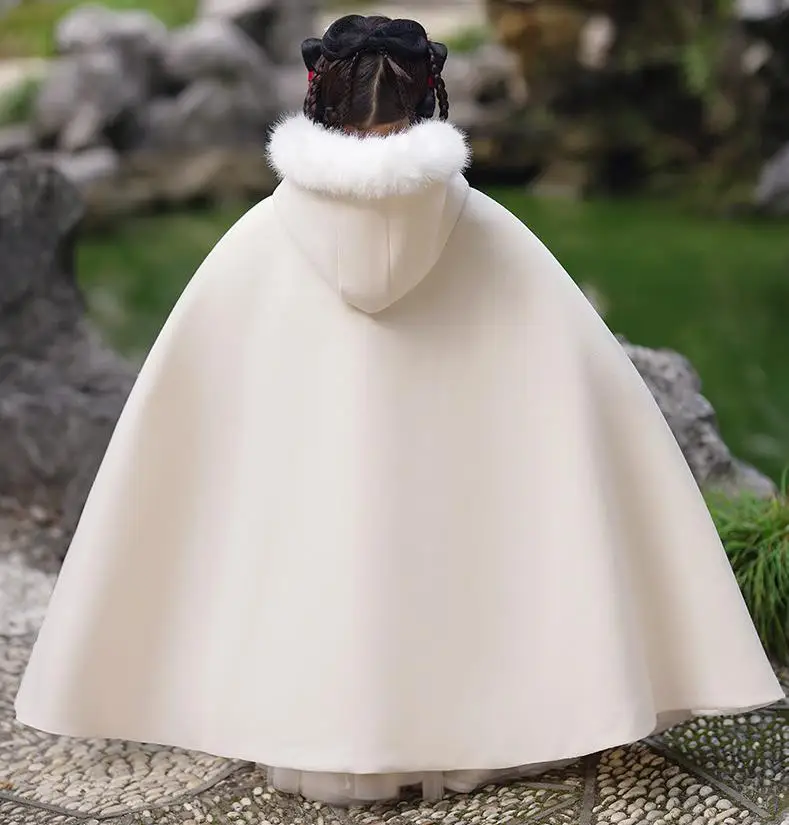Girls Fairy Hanfu Cloak Warm Tang Suit Children Winter Plus Velvet Embroidery Party Dress With Cloak Chinese New Year's Clothing
Girls Fairy Hanfu Cloak Warm Tang Suit Children Winter Plus Velvet Embroidery Party Dress With Cloak Chinese New Year's Clothing