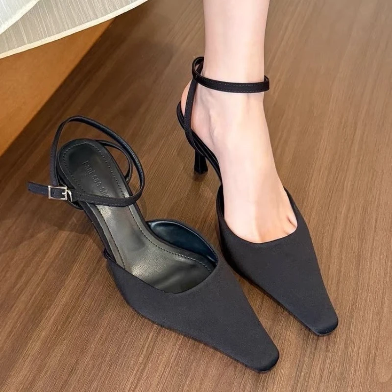 2025 New Summer High Heel Women Sandals Shoes Fashion Pointed Toe Ankle Strap Shoes Ladies Elegant Dancing Party Sandalias
2025 New Summer High Heel Women Sandals Shoes Fashion Pointed Toe Ankle Strap Shoes Ladies Elegant Dancing Party Sandalias