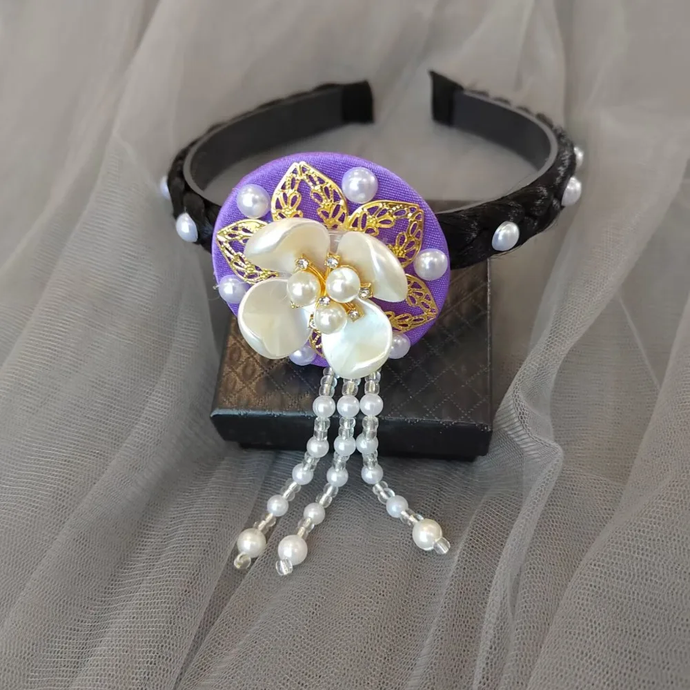 Retro Flower Korean Headband Tassels Pearl Hanbok Hairband Beaded Ethnic Style Stage Dance Hair Hoop Children
Retro Flower Korean Headband Tassels Pearl Hanbok Hairband Beaded Ethnic Style Stage Dance Hair Hoop Children
