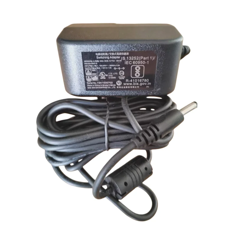 Импульсный адаптер переменного тока DSA-18CB-12 FCA 120150, зарядное устройство для камеры Logitech CC3500e CC2900ep CC4000e CC2000e, источник питания
Импульсный адаптер переменного тока DSA-18CB-12 FCA 120150, зарядное устройство для камеры Logitech CC3500e CC2900ep CC4000e CC2000e, источник питания