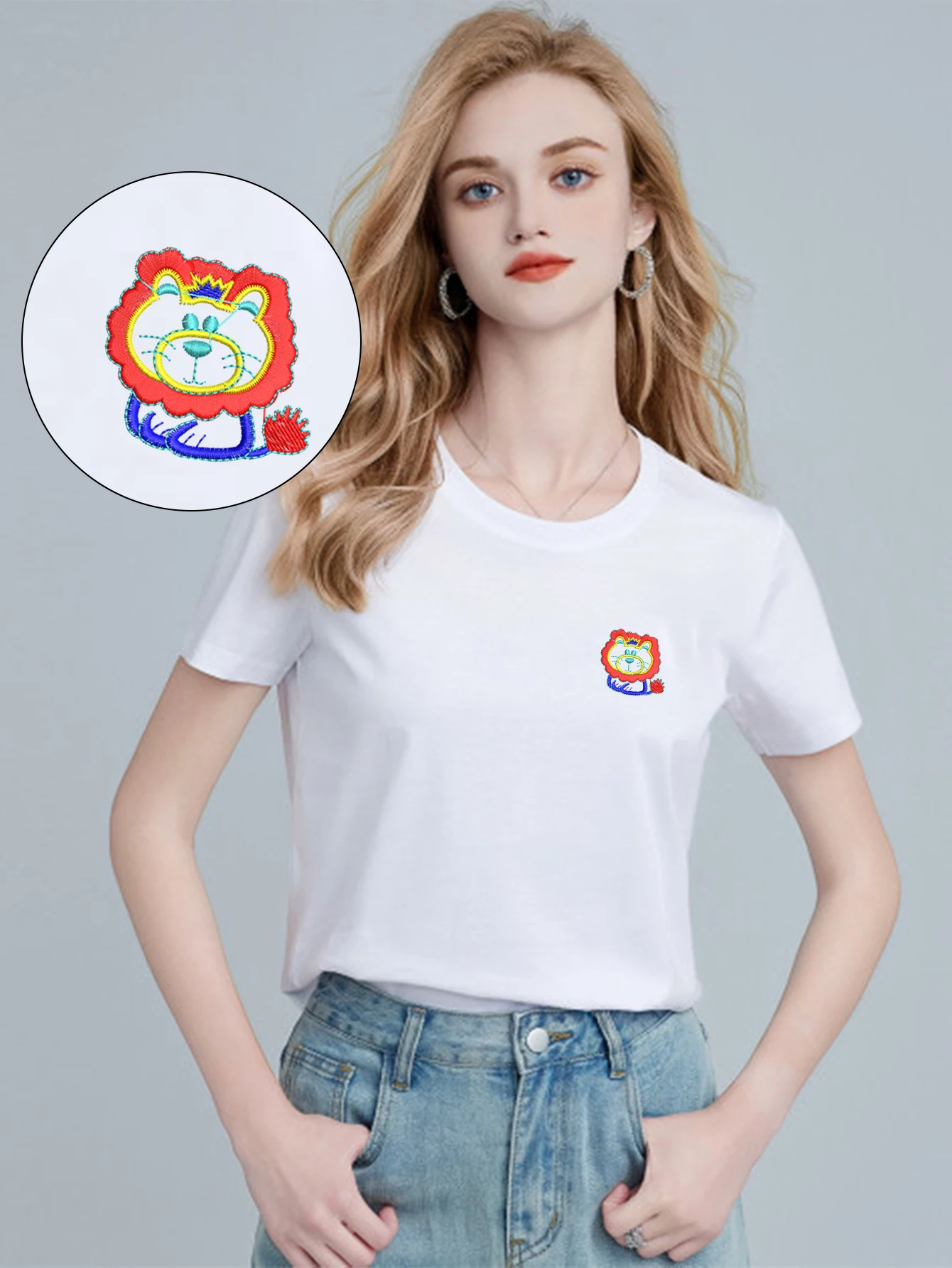 Playful Men & Women Lion Cub Embroidered T-Shirt – Soft Cotton T-Shirts with Luxury Embroidery for Family Outings
Playful Men & Women Lion Cub Embroidered T-Shirt – Soft Cotton T-Shirts with Luxury Embroidery for Family Outings