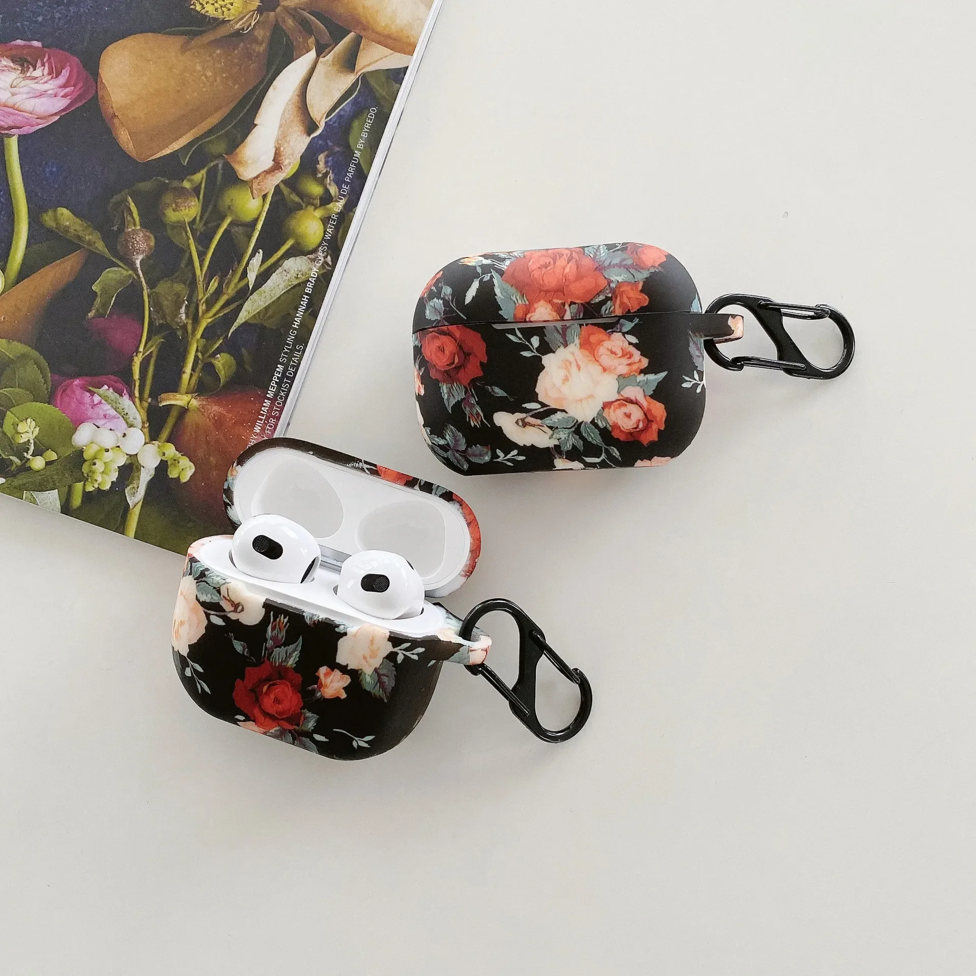New airpods protective case earphone case temperament advanced sense thickened silicone rose apple anti-fall anti-ear case
New airpods protective case earphone case temperament advanced sense thickened silicone rose apple anti-fall anti-ear case
