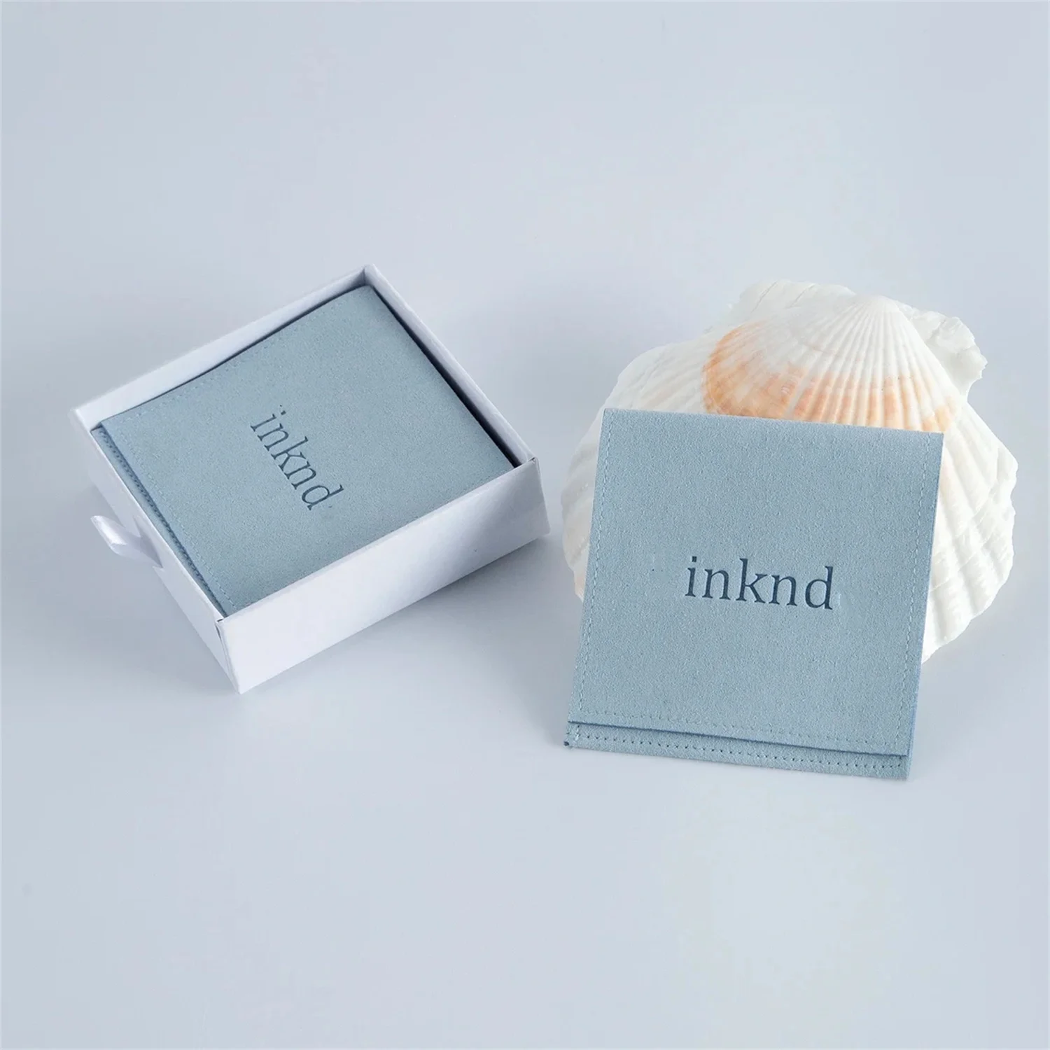 50pcs Custom Jewelry Packaging Pouch Personalized Logo Envelope Bags Microfiber Ring Pouch Embossing Logo Multicolor Bulk Wholes
50pcs Custom Jewelry Packaging Pouch Personalized Logo Envelope Bags Microfiber Ring Pouch Embossing Logo Multicolor Bulk Wholes