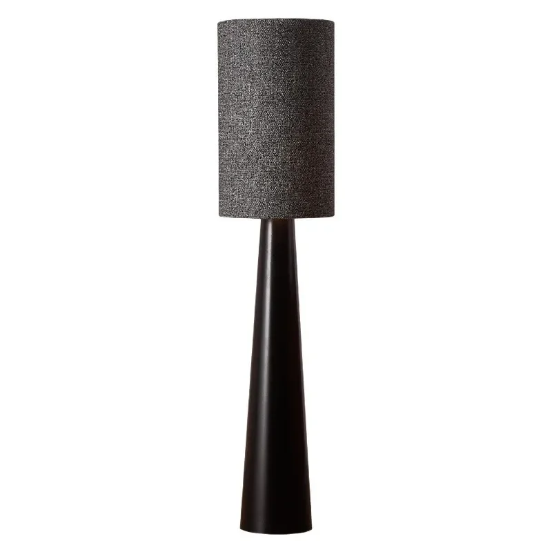 High-end fabric floor lamp designer modern simple model room exhibition hall villa re-examination decorative
High-end fabric floor lamp designer modern simple model room exhibition hall villa re-examination decorative