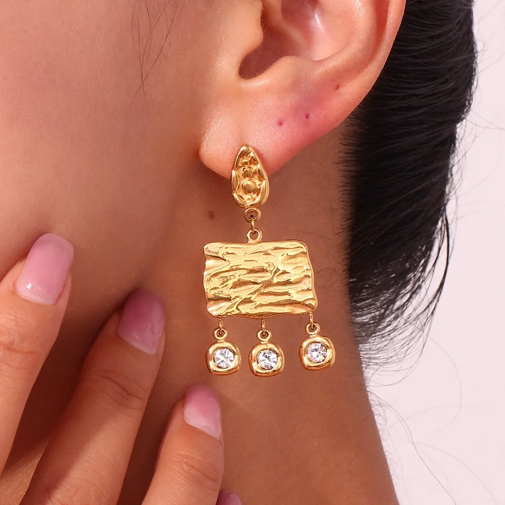 PAPERPLUS | Women Luxury Stainless Steel Earrings. Inlaid Zircon. Charms Rare Jewelry.1Pair. Aesthetic. Vintage New
PAPERPLUS | Women Luxury Stainless Steel Earrings. Inlaid Zircon. Charms Rare Jewelry.1Pair. Aesthetic. Vintage New