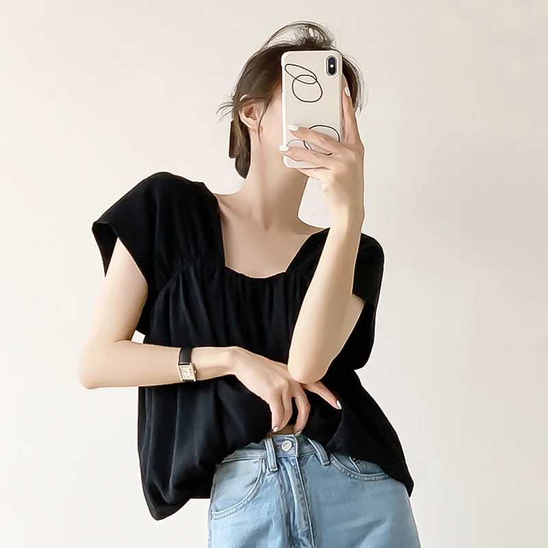 Летняя блузка Sana 2023 из атласа, свободного кроя, с V-образным вырезом, в корейском стиле, для женщин
Летняя блузка Sana 2023 из атласа, свободного кроя, с V-образным вырезом, в корейском стиле, для женщин