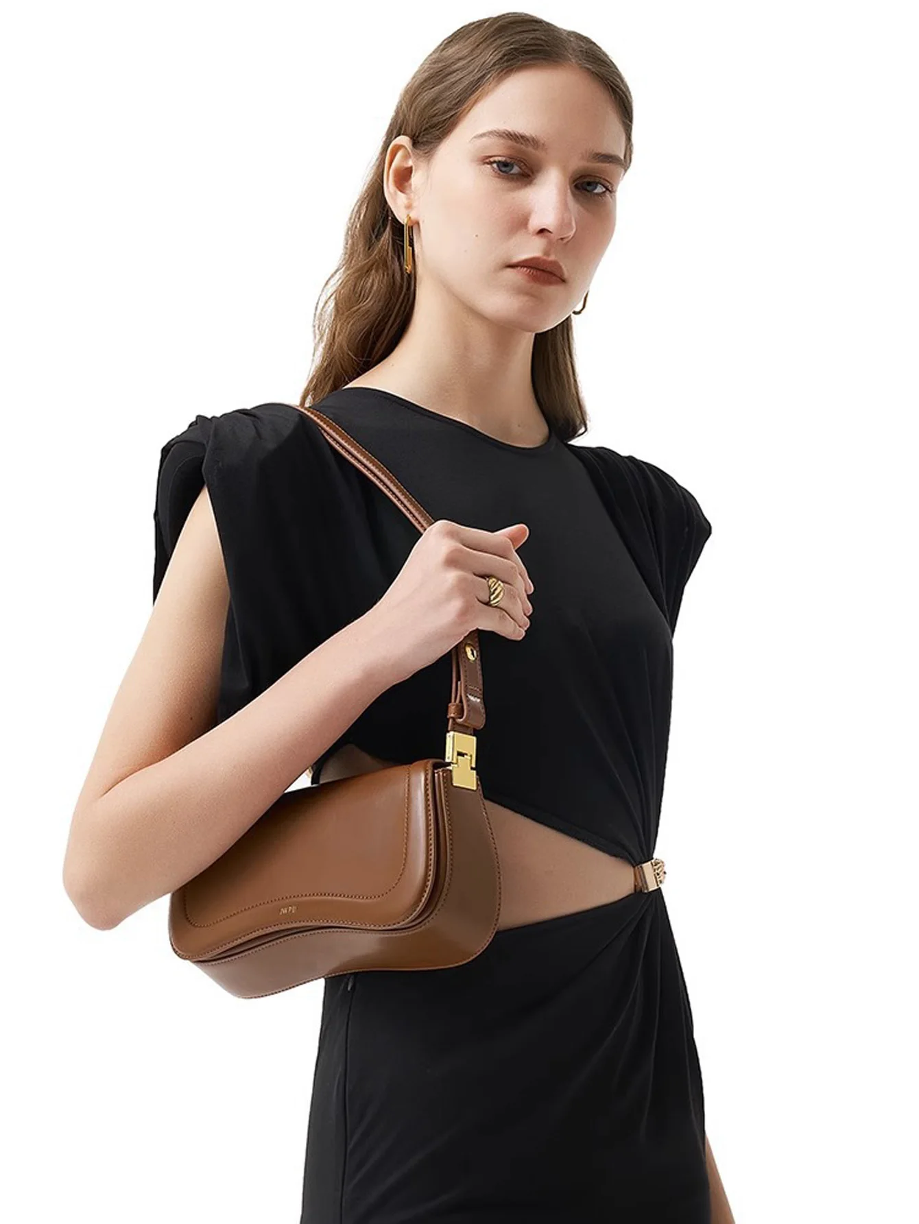 Elegant and fashionable one shoulder diagonal cross bag for gift giving, casual and versatile commuting, portable pudding armpit
Elegant and fashionable one shoulder diagonal cross bag for gift giving, casual and versatile commuting, portable pudding armpit