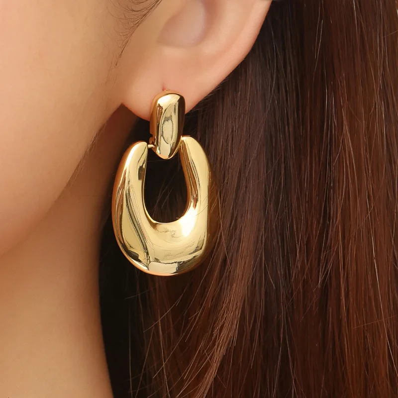 New Copper Material Geometric Oval Earrings For Women Simple Metal Style Earrings For Women Jewelry Gift
New Copper Material Geometric Oval Earrings For Women Simple Metal Style Earrings For Women Jewelry Gift