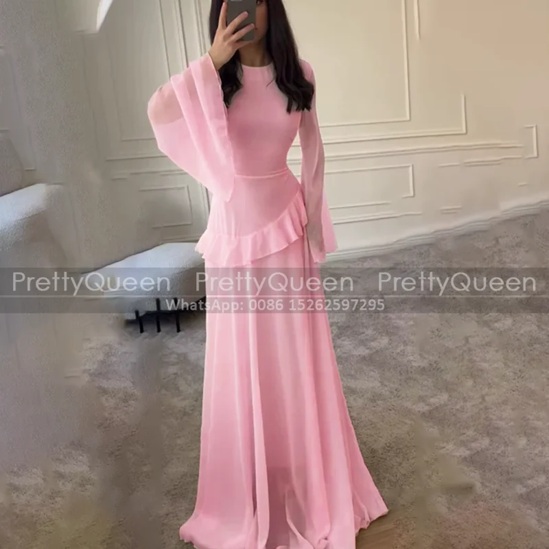 Flowy A Line Bridesmaid Dresses With Long Sleeves Jewel Neck Pink Chiffon Customized Wedding Party Dress
Flowy A Line Bridesmaid Dresses With Long Sleeves Jewel Neck Pink Chiffon Customized Wedding Party Dress