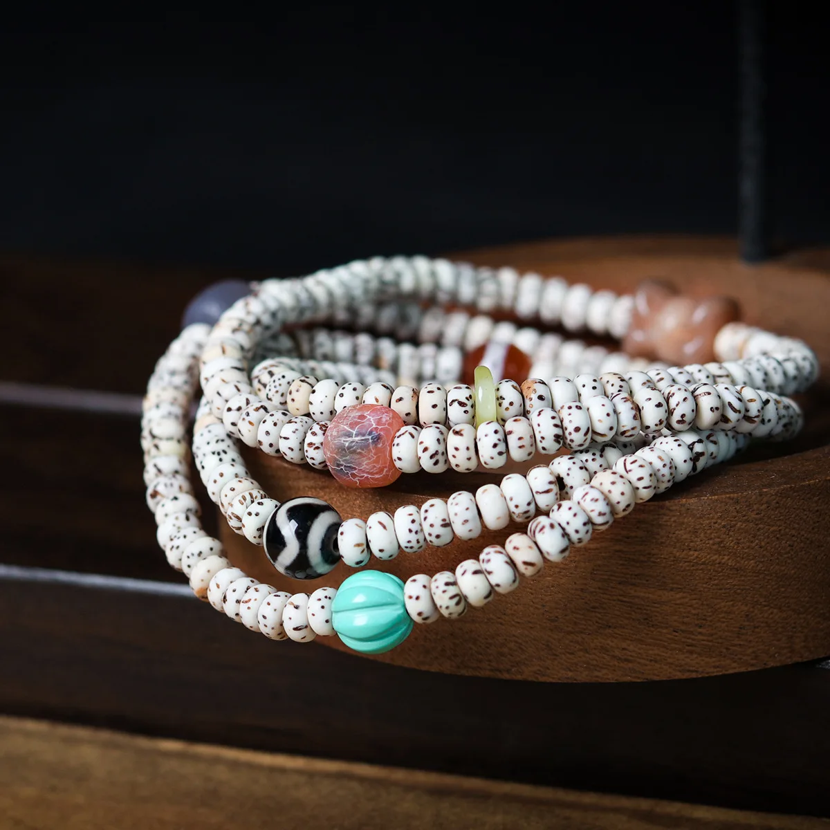 Multi Wrap Hainan Xingyue Bodhi Bracelet Agate Beeswax Bodhi Root Beaded Jewelry for Women Men Gifts
Multi Wrap Hainan Xingyue Bodhi Bracelet Agate Beeswax Bodhi Root Beaded Jewelry for Women Men Gifts