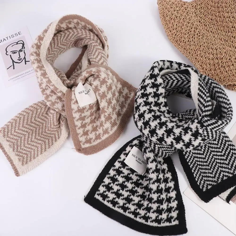 Elegant Patchwork Plaid Knitted Scarf Soft Wraps Long Warm Lattice Shawl Windproof Simple Winter Neck Scarf Outdoor
Elegant Patchwork Plaid Knitted Scarf Soft Wraps Long Warm Lattice Shawl Windproof Simple Winter Neck Scarf Outdoor