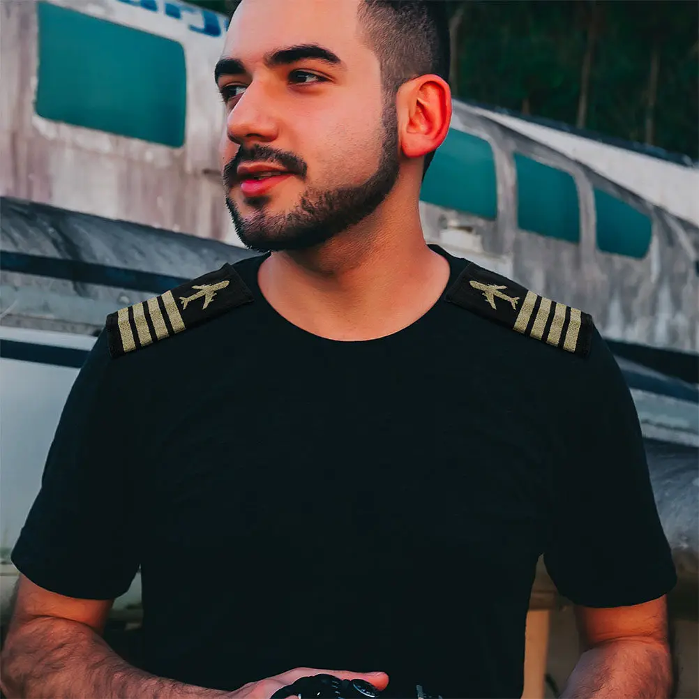 2Pairs Comfortable Professional Pilot Epaulets Shoulder Boards for Airline Uniform Aviation Cosplay Costume Stage Performance
2Pairs Comfortable Professional Pilot Epaulets Shoulder Boards for Airline Uniform Aviation Cosplay Costume Stage Performance
