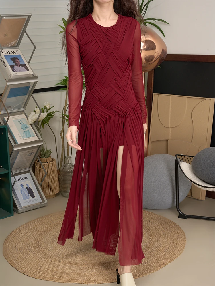 Элегантная романтическая женская юбка-сетка с высоким разрезом, бахромой и длинными рукавами, для прогулок на природе
Элегантная романтическая женская юбка-сетка с высоким разрезом, бахромой и длинными рукавами, для прогулок на природе