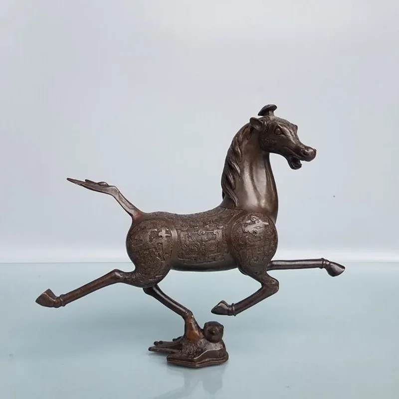 Exquisite Brass Purple Copper Color Horse Treading on Flying Swallow Furniture Living Room Ornament Brass Zodiac Horse Copper Ho
Exquisite Brass Purple Copper Color Horse Treading on Flying Swallow Furniture Living Room Ornament Brass Zodiac Horse Copper Ho