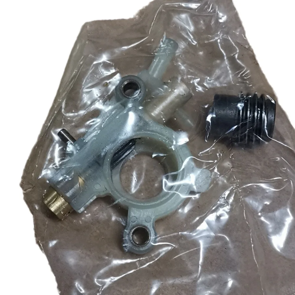 Подходит для масляного насоса ALPINA CASTOR 400 450 460 500 510 с червячным приводом
Подходит для масляного насоса ALPINA CASTOR 400 450 460 500 510 с червячным приводом