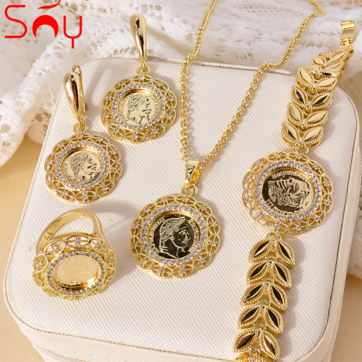 Luxury zircon Jewelry Set Women Italian Necklace Earrings Bracelet Ring 4pcs Set Wedding Party Accessories Valentines Day Gift
Luxury zircon Jewelry Set Women Italian Necklace Earrings Bracelet Ring 4pcs Set Wedding Party Accessories Valentines Day Gift