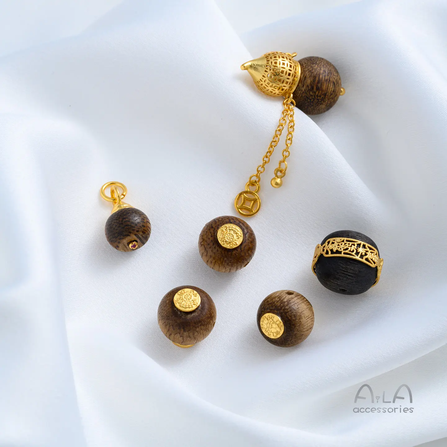 1PCS 24K Gold Plated Style Beads Coin Tassel Gourd Pendants Handmade Jewelry Parts
1PCS 24K Gold Plated Style Beads Coin Tassel Gourd Pendants Handmade Jewelry Parts