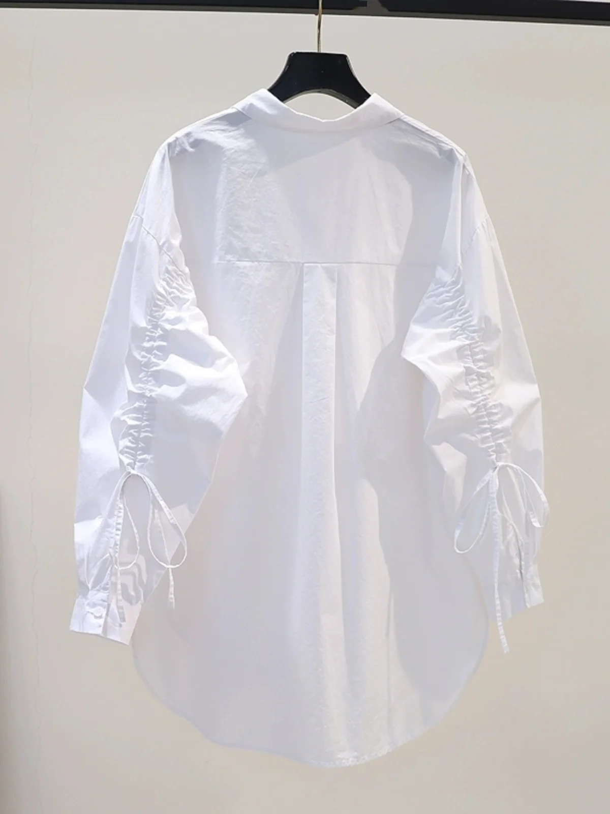 White Drawstring Belted Bubble Sleeve Shirt Women's Medium Length Spring Autumn Korean Style Loose Fit Button Detail
White Drawstring Belted Bubble Sleeve Shirt Women's Medium Length Spring Autumn Korean Style Loose Fit Button Detail