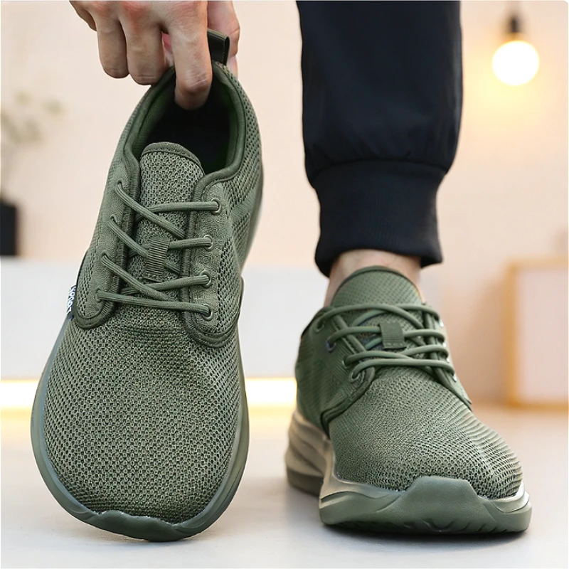 Повседневные сетчатые кроссовки для мужчин, дышащие легкие туфли на шнуровке, удобная обувь на мягкой подошве, нескользящая обувь для мужчин и женщин, для улицы
Повседневные сетчатые кроссовки для мужчин, дышащие легкие туфли на шнуровке, удобная обувь на мягкой подошве, нескользящая обувь для мужчин и женщин, для улицы