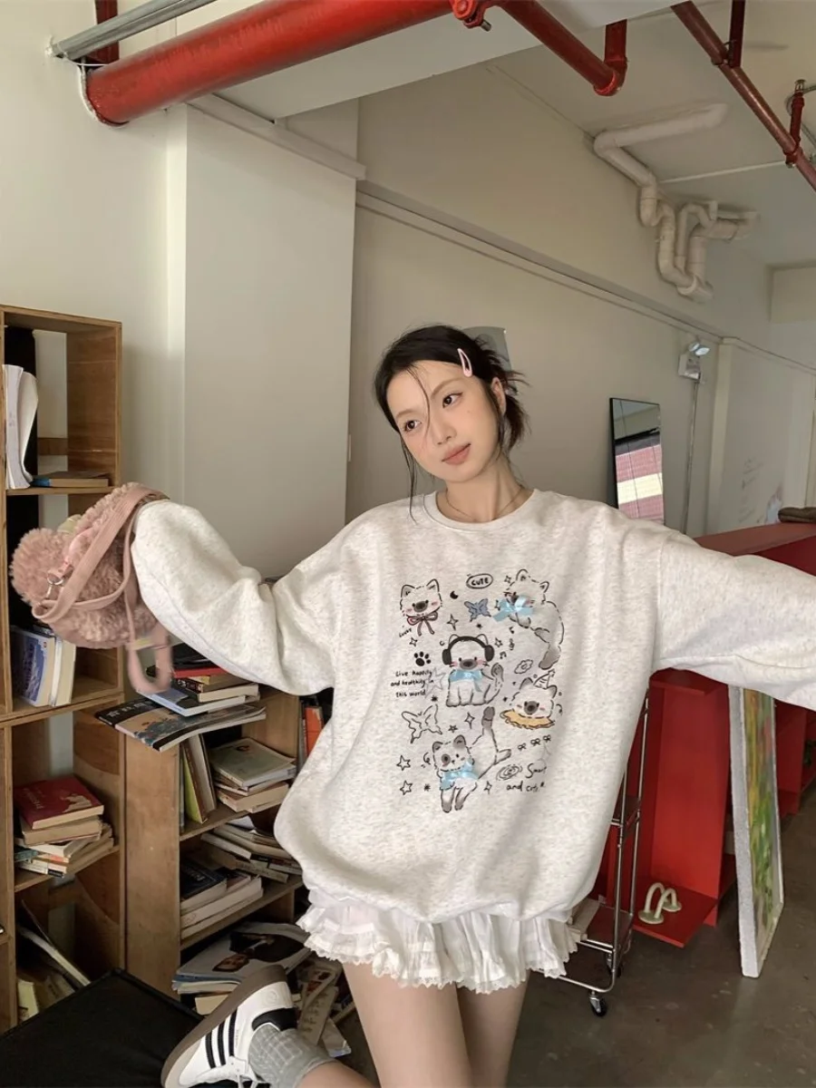 Cute Bow Print round Neck Hoodie Women's Design Sense Small Audience Student Top Autumn Winter New Arrival 2024 Polyester Fiber
Cute Bow Print round Neck Hoodie Women's Design Sense Small Audience Student Top Autumn Winter New Arrival 2024 Polyester Fiber