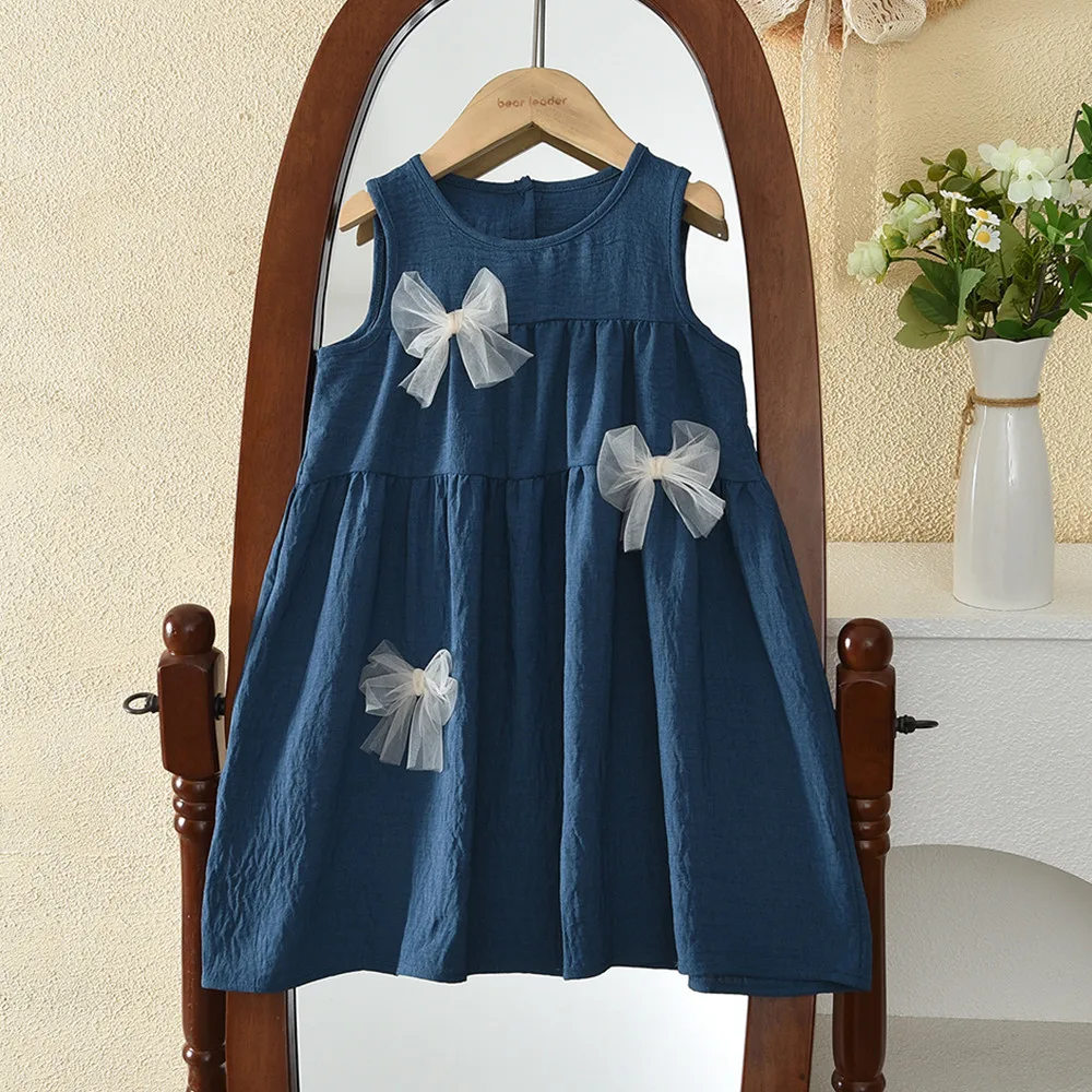Summer New Korean Version Blue Casual 4 5 6 7-year-old Baby Girl Bow Round Neck Sleeveless Dress for Daily Wear
Summer New Korean Version Blue Casual 4 5 6 7-year-old Baby Girl Bow Round Neck Sleeveless Dress for Daily Wear