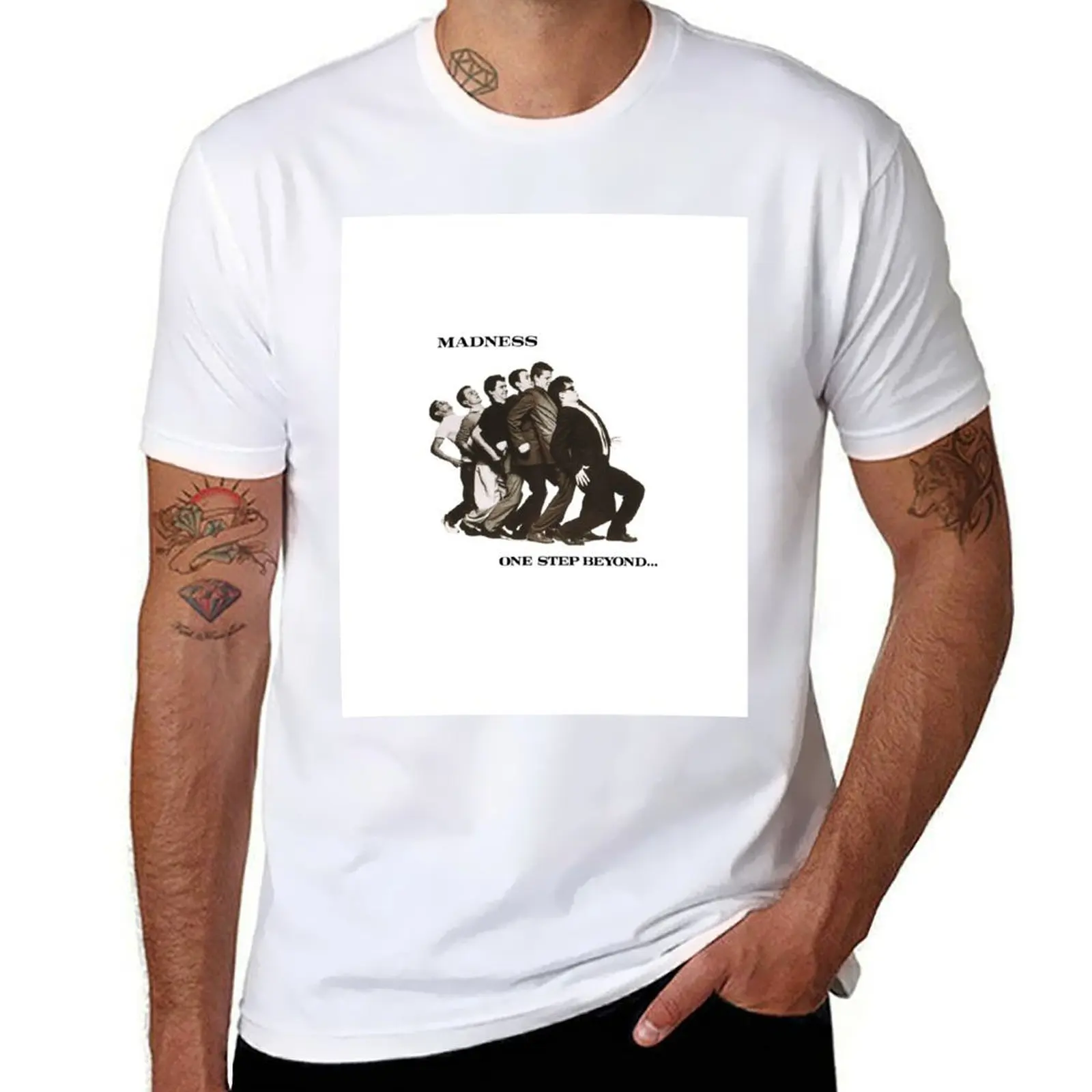 One step The madness retro T-Shirt man t shirts high quality luxury brand t shirt man plain T-Shirt
One step The madness retro T-Shirt man t shirts high quality luxury brand t shirt man plain T-Shirt