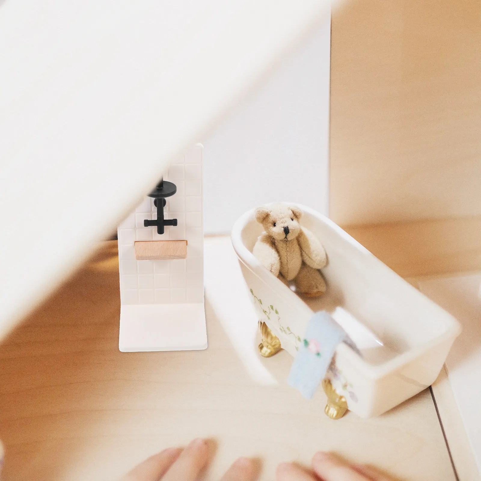 1:12 Scale Mini Bathroom Furniture Set Realistic Shower Room Prop for Dollhouse Accessories and Home Decoration
1:12 Scale Mini Bathroom Furniture Set Realistic Shower Room Prop for Dollhouse Accessories and Home Decoration
