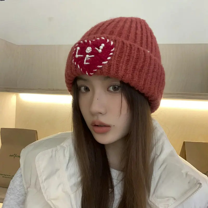 Japanese New Embroidered Knitted Hat Women Love Letter Casual Acrylic Pullover Cap Versatile Outdoor Warm Skull Beanie Bonnet
Japanese New Embroidered Knitted Hat Women Love Letter Casual Acrylic Pullover Cap Versatile Outdoor Warm Skull Beanie Bonnet