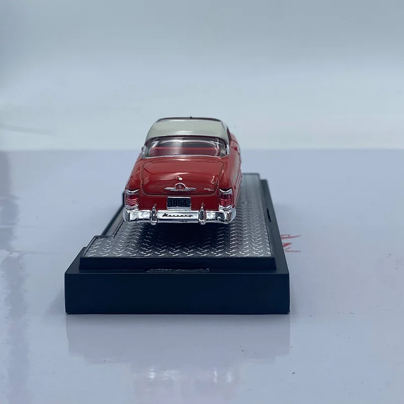 M2 Machines 1:64 Scale Diecast Alloy Sun Valley Toys Cars Model Classics Adult Gifts Souvenir Static Display
M2 Machines 1:64 Scale Diecast Alloy Sun Valley Toys Cars Model Classics Adult Gifts Souvenir Static Display
