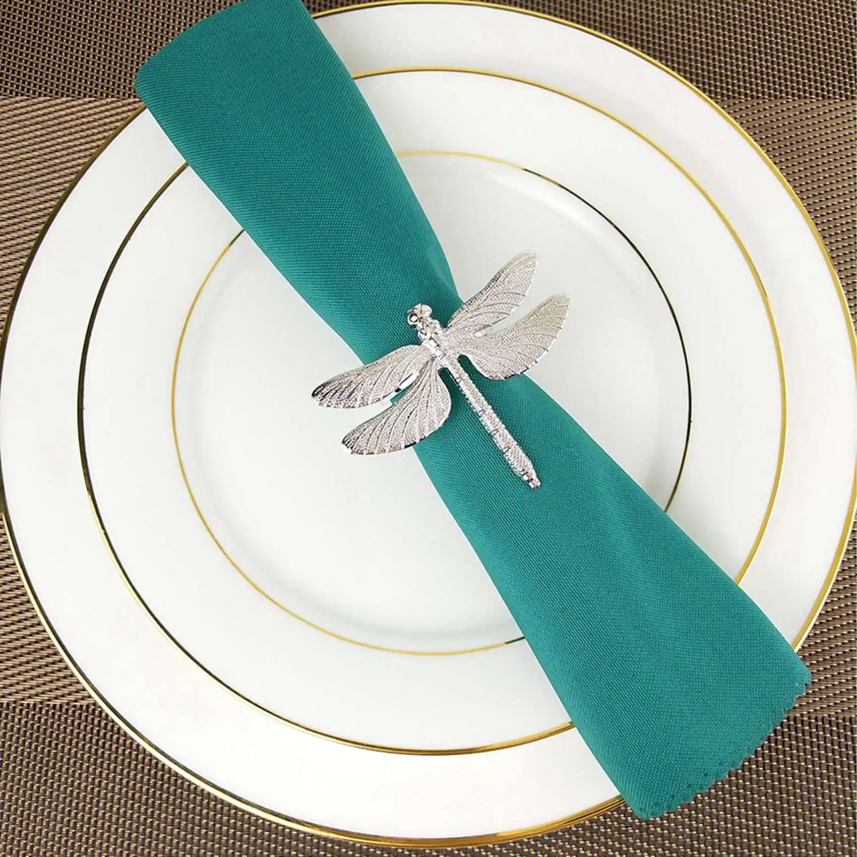 A39M 24PCS Dragonfly Napkin Ring Gold DIY Hotel Wedding Banquet Table Display Metal Napkin Buckle Christmas Decoration
A39M 24PCS Dragonfly Napkin Ring Gold DIY Hotel Wedding Banquet Table Display Metal Napkin Buckle Christmas Decoration