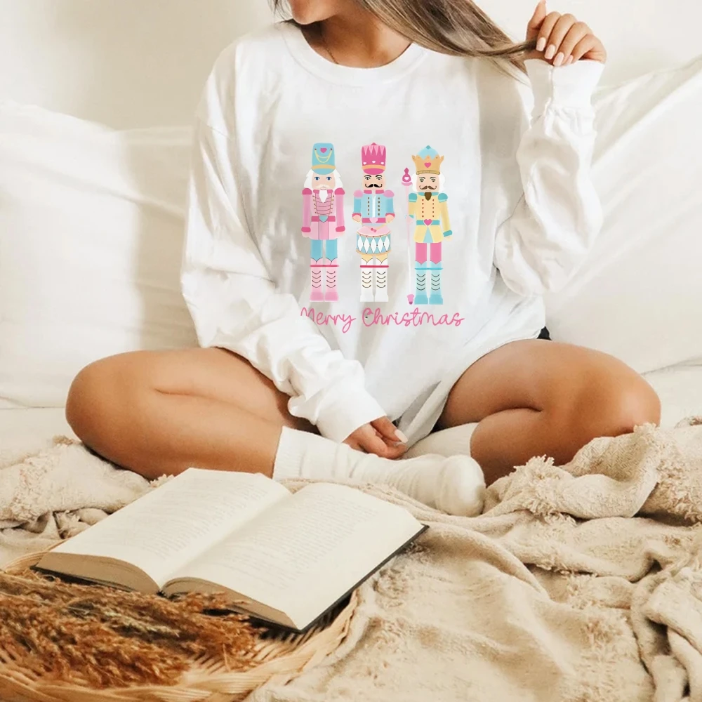 Oversized Top For Women Merry Christmas King Pattern Print Pullover Shirt American Vintage Round Neck 2000s Clothes Sportwear
Oversized Top For Women Merry Christmas King Pattern Print Pullover Shirt American Vintage Round Neck 2000s Clothes Sportwear