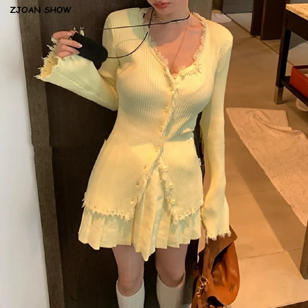 2025 Preppy Style 2 шт. 1 комплект Fringe Bur V-образный вырез В рубчик Вязаный кардиган Длинный свитер Женский плиссированный мини-юбка с эластичной резинкой на талии Костюмы
2025 Preppy Style 2 шт. 1 комплект Fringe Bur V-образный вырез В рубчик Вязаный кардиган Длинный свитер Женский плиссированный мини-юбка с эластичной резинкой на талии Костюмы