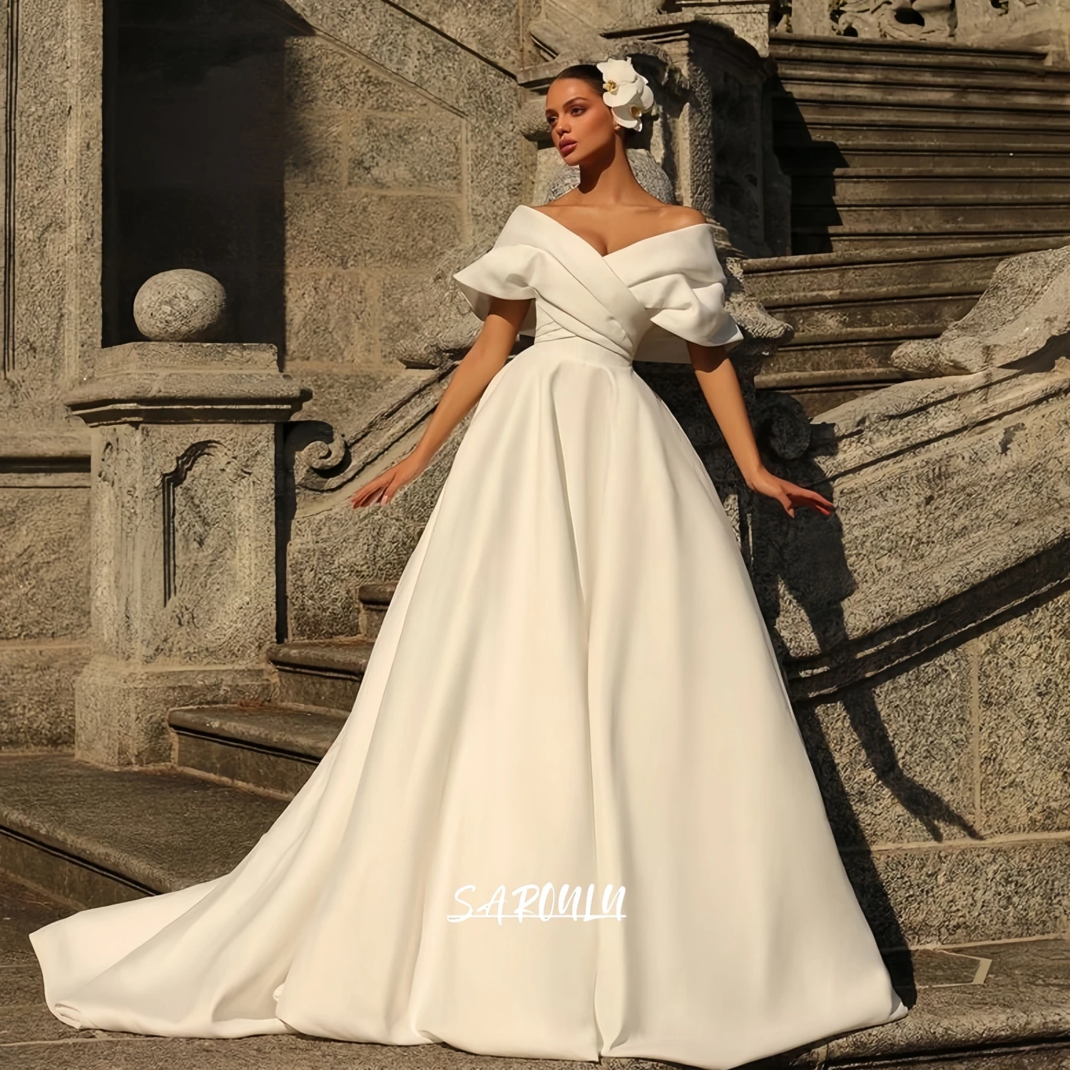 Couture Satin A Line Wedding Dress, Court Train Long Cutomized Bride Dresses, Simple Zipper Backless Bridal Gown Cheap Wed Gown
Couture Satin A Line Wedding Dress, Court Train Long Cutomized Bride Dresses, Simple Zipper Backless Bridal Gown Cheap Wed Gown