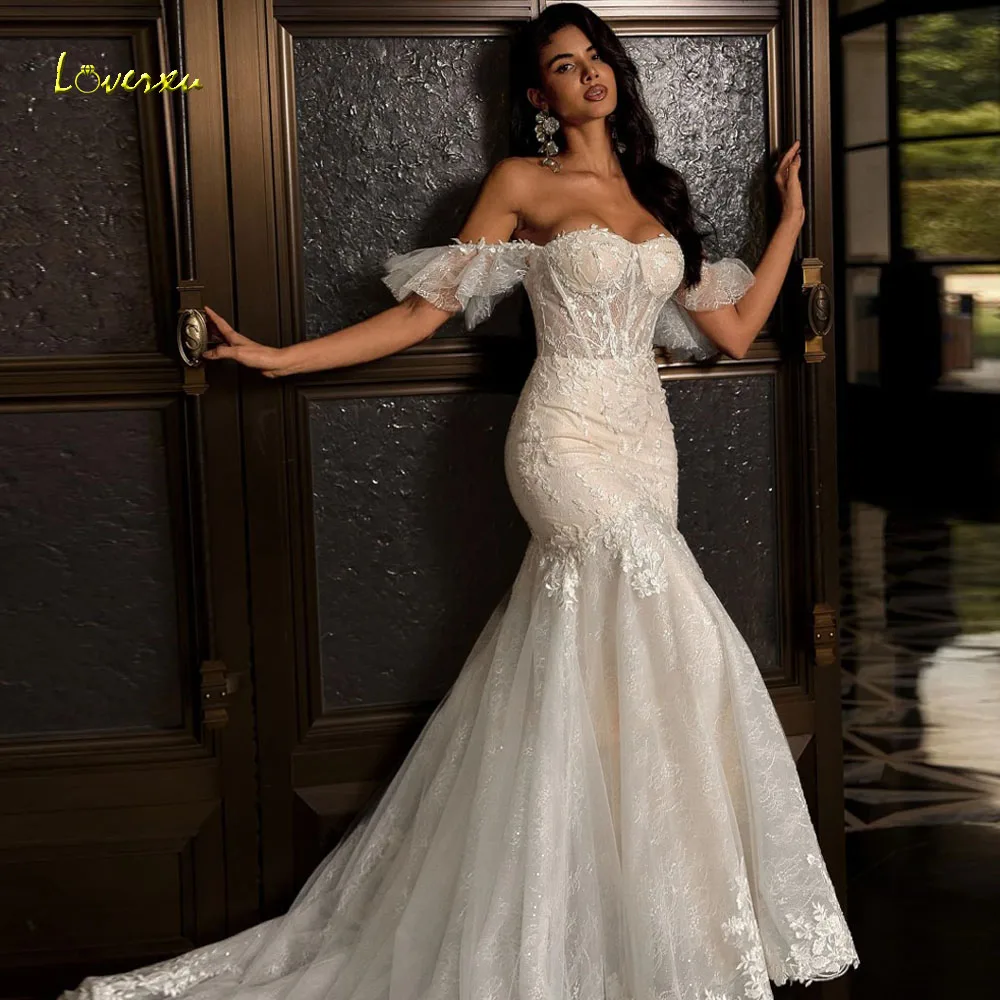 Loverxu Mermaid Wedding Dresses Sweetheart Off The Shoulder Vestido De Novia Lace Embroidery Ruffles Custom Made Bridal Gown
Loverxu Mermaid Wedding Dresses Sweetheart Off The Shoulder Vestido De Novia Lace Embroidery Ruffles Custom Made Bridal Gown