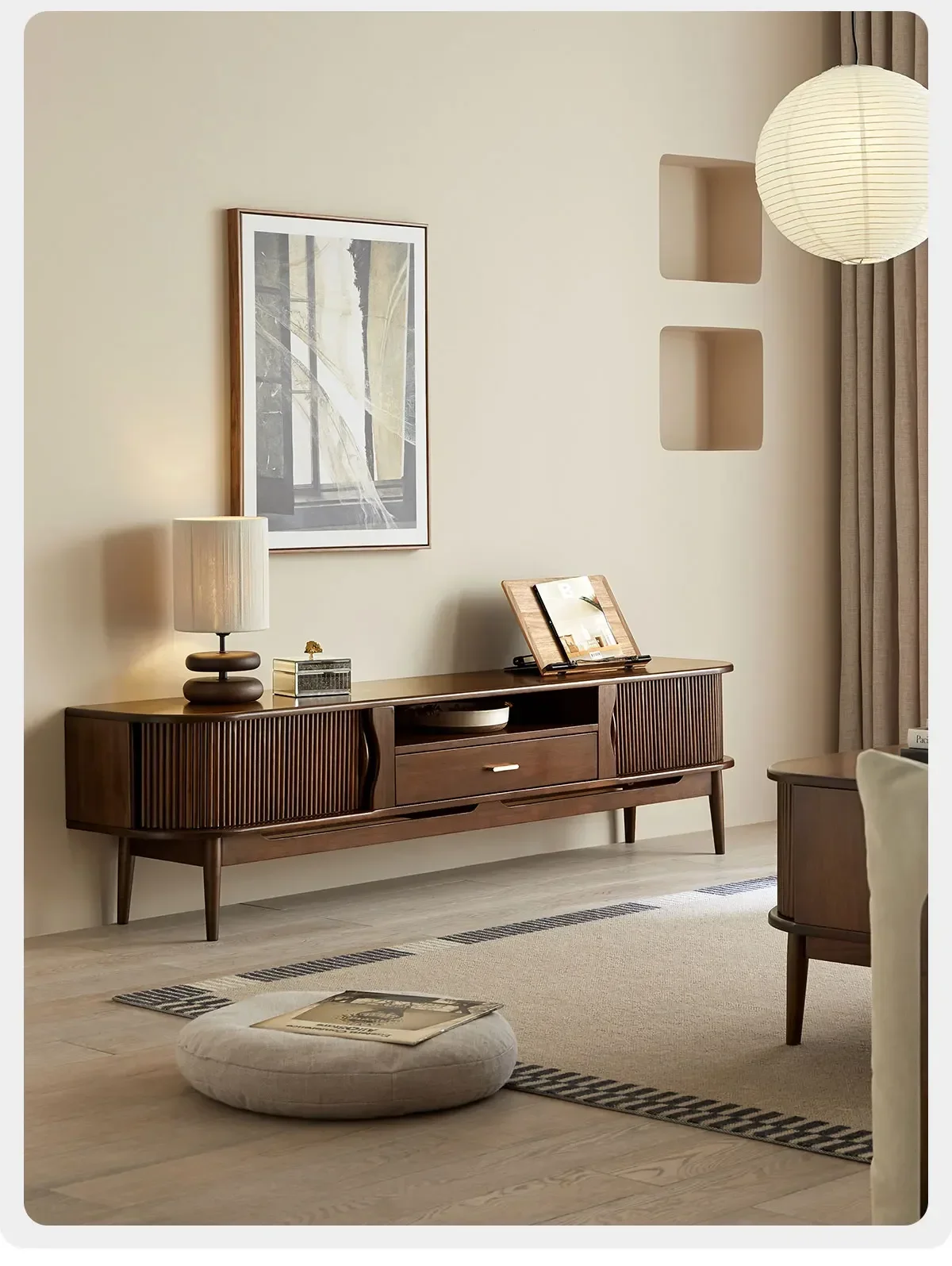 A Chinese Style Black Walnut Color Solid Wood TV Cabinet Living Room Nordic Coffee Table Combination Locker Retro Style
A Chinese Style Black Walnut Color Solid Wood TV Cabinet Living Room Nordic Coffee Table Combination Locker Retro Style