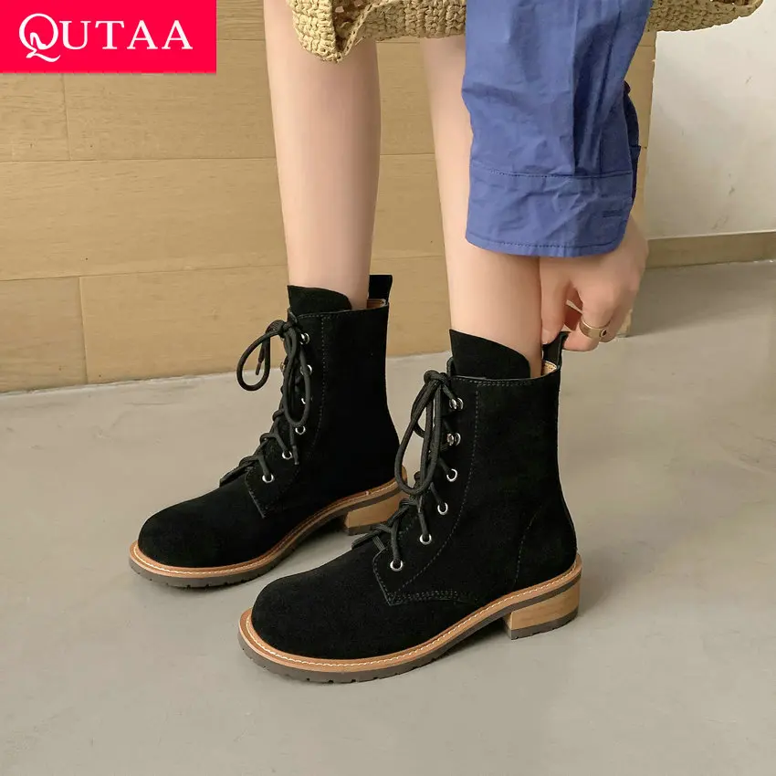 QUTAA 2024 Women Ankle Boots Genuine Leather Lace Up Thick Med Heels Office Lady Shoes Woman Black Autumn Winter Size 34-39
QUTAA 2024 Women Ankle Boots Genuine Leather Lace Up Thick Med Heels Office Lady Shoes Woman Black Autumn Winter Size 34-39
