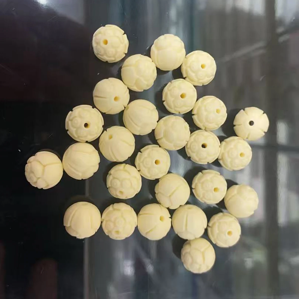 20Pcs DIY Loose Beads Shell Power Lotus Bucket Isolation Beads 10mm For Jewelry Making DIY Necklace Bracelet Accessory
20Pcs DIY Loose Beads Shell Power Lotus Bucket Isolation Beads 10mm For Jewelry Making DIY Necklace Bracelet Accessory