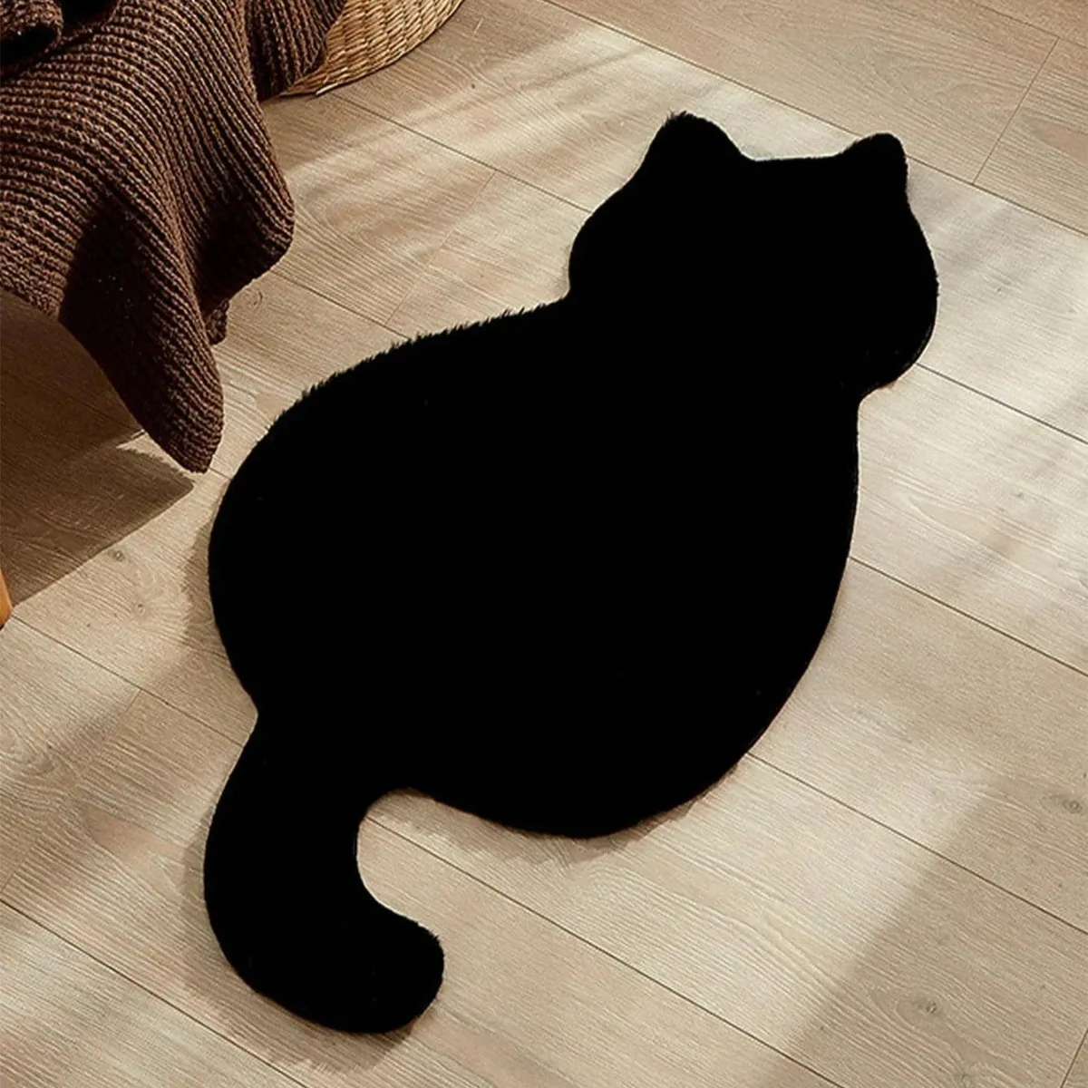 Fluffy Cat Shaped Rug Soft Plush Carpet Non Slip Floor Mat Cute Animal Rug Aesthetic Bedroom Living Room Home Decor
Fluffy Cat Shaped Rug Soft Plush Carpet Non Slip Floor Mat Cute Animal Rug Aesthetic Bedroom Living Room Home Decor
