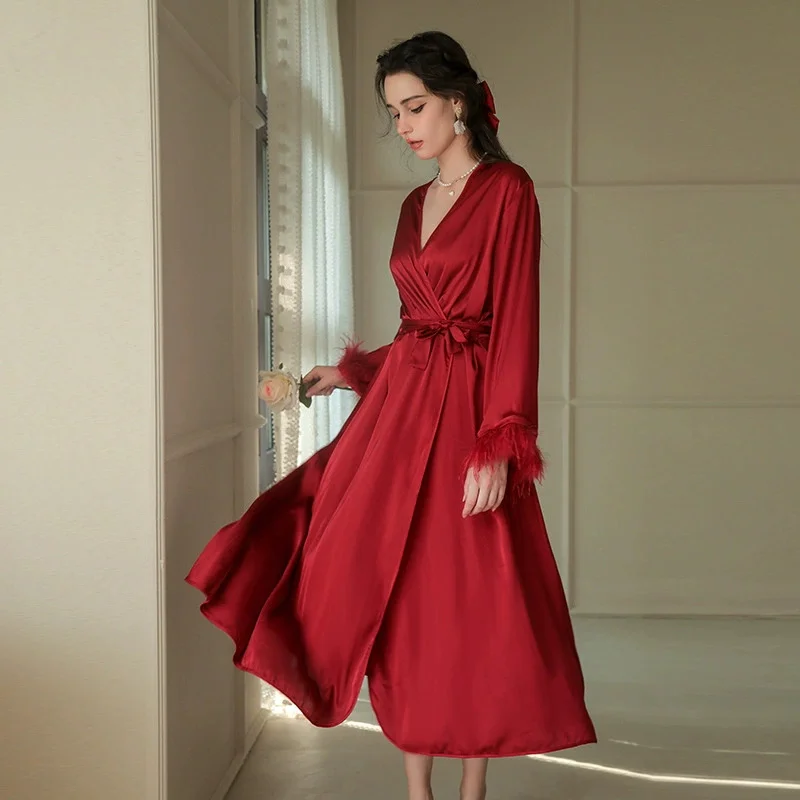 Embroidery Wedding Bride Bridesmaid Robe Gift Elegant Satin Kimono Bathrobe Gown Sleepwear Sexy Intimate Lingerie Home Dress
Embroidery Wedding Bride Bridesmaid Robe Gift Elegant Satin Kimono Bathrobe Gown Sleepwear Sexy Intimate Lingerie Home Dress