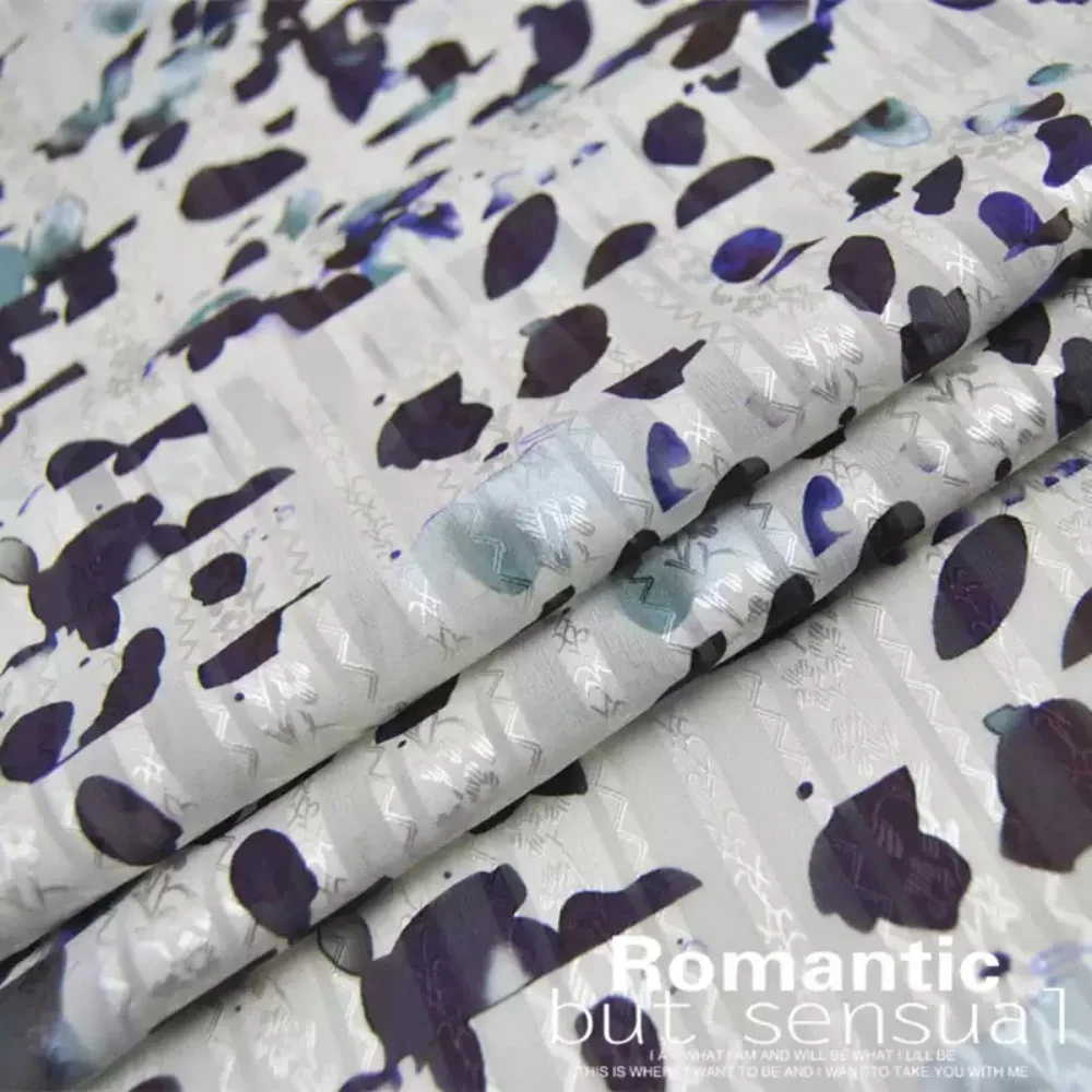 Beautiful Floral Pattern Design White Striped Wide Silk Stripe Satin Fabric for Women Clothes Dress Shirt Soft Summer Good Price
Beautiful Floral Pattern Design White Striped Wide Silk Stripe Satin Fabric for Women Clothes Dress Shirt Soft Summer Good Price