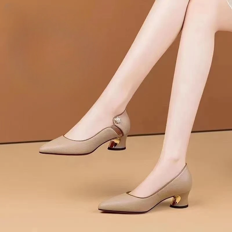 Женские повседневные туфли на высоком каблуке с острым носком и толстым каблуком, банкетные туфли с неглубоким носком 
Женские повседневные туфли на высоком каблуке с острым носком и толстым каблуком, банкетные туфли с неглубоким носком