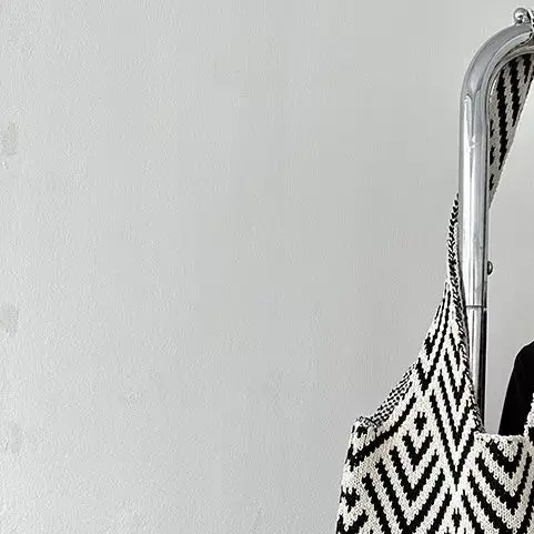 Boho Simple Diamond Woven Shoulder Bag Large Capacity Knitting Tote Bag Female Travel Fashion Shopping Bags For Girls Gifts
Boho Simple Diamond Woven Shoulder Bag Large Capacity Knitting Tote Bag Female Travel Fashion Shopping Bags For Girls Gifts